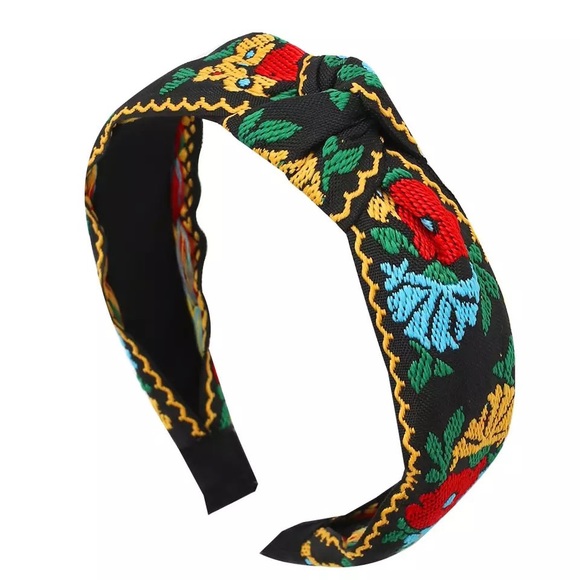 🍒3/$30 New Boho Embroidered Headband - Picture 3 of 4